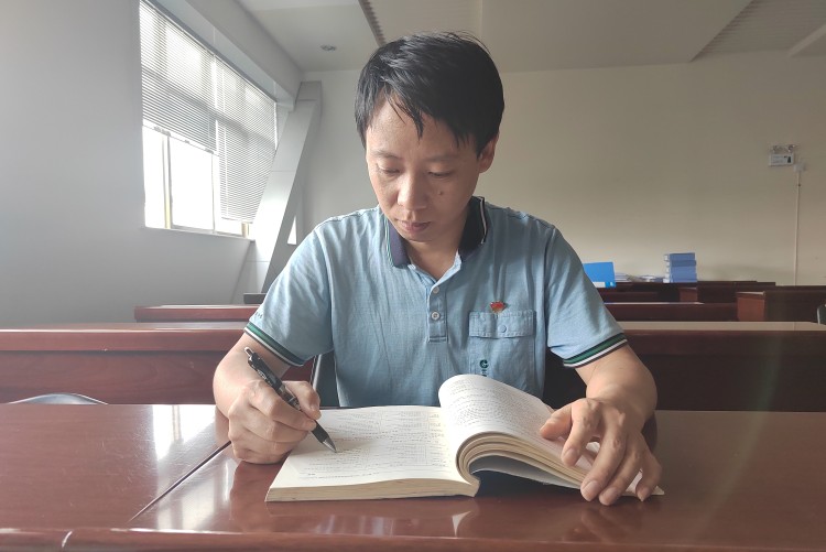 环学宝：痴迷机械，赛出能手_fororder_图片3