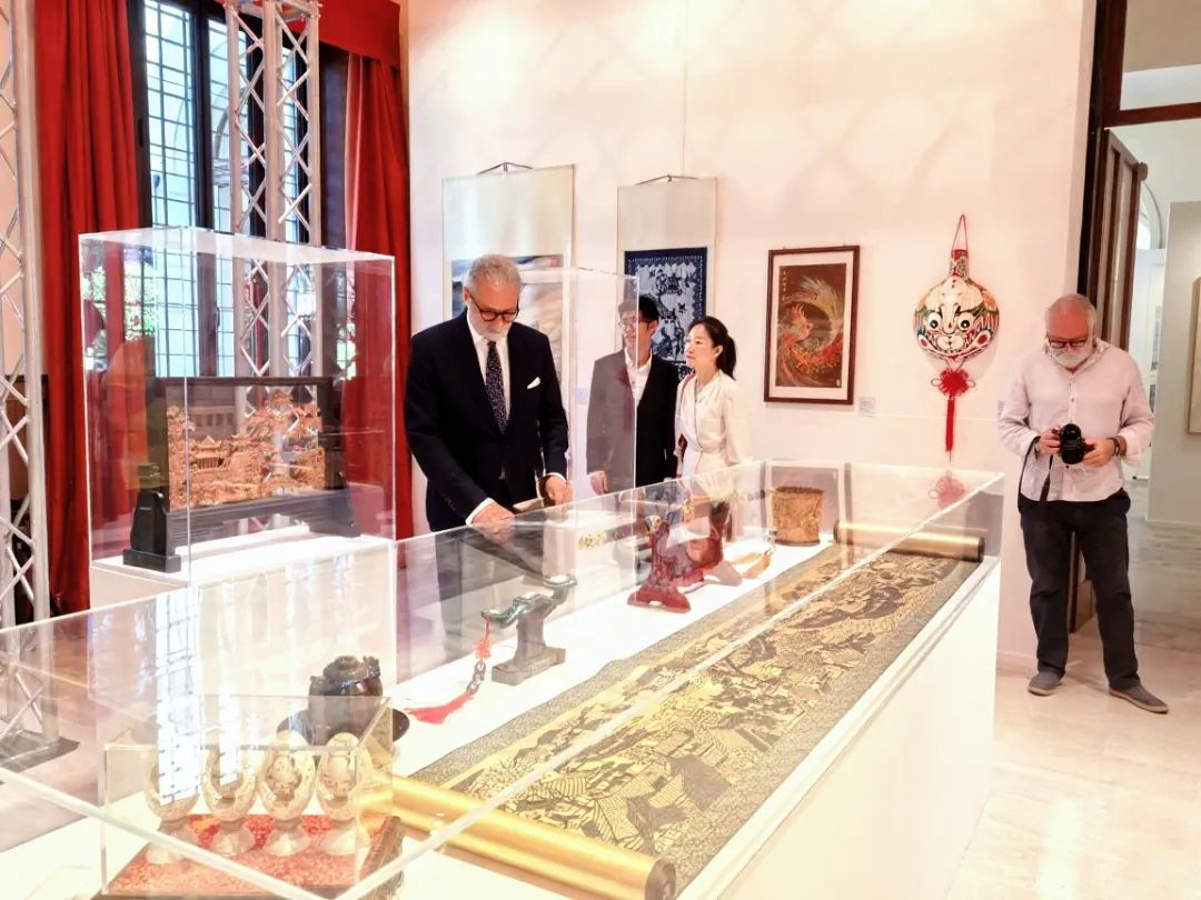 广泛赞誉！《非遗里的中国》全球巡展首站亮相罗马，获各界好评_fororder_mmexport2762ae4a71aa09ece86ad3e98892638a_1751705442827