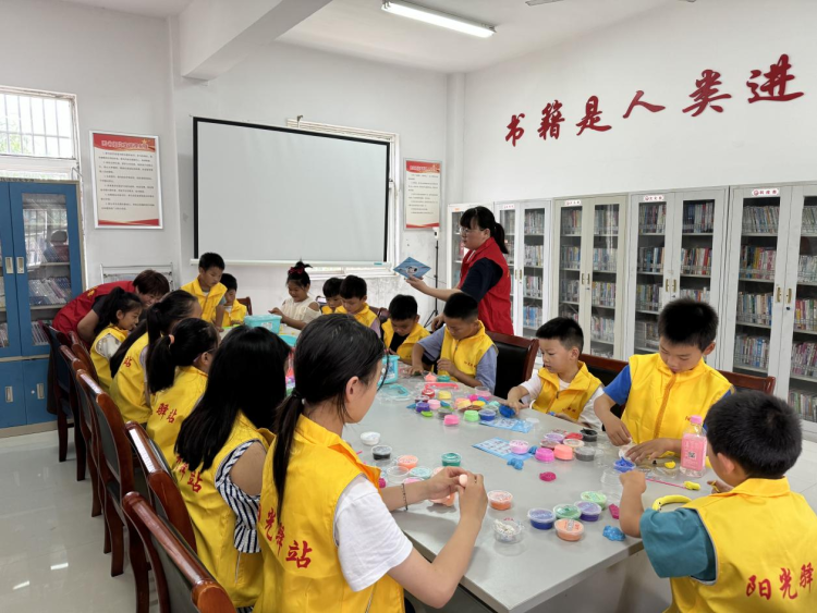 蚌埠市五河县小圩镇：汇聚民政力量 擦亮幸福底色_fororder_图片2
