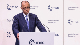 德国总理说对美以军事行动“有许多疑问”_fororder_1200x900_xxjpsgc000129_20260215_pepfn1a001