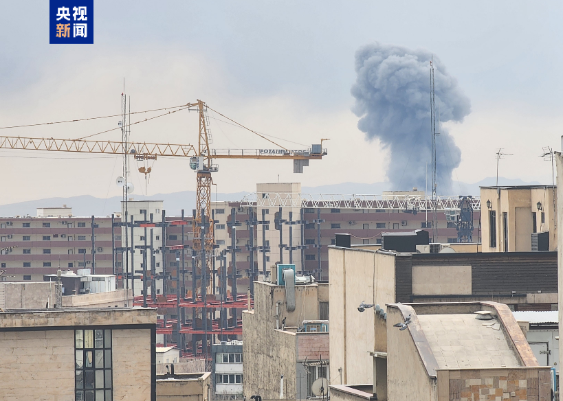 伊朗首都德黑兰遭袭 市中心发生爆炸