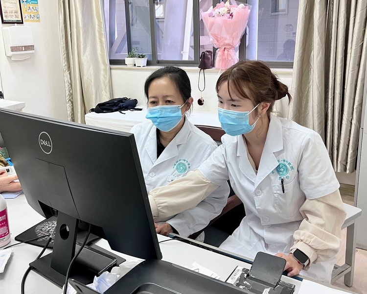 资讯有故事 | 世界传统医药日 看这些爱上中医的外国青年
