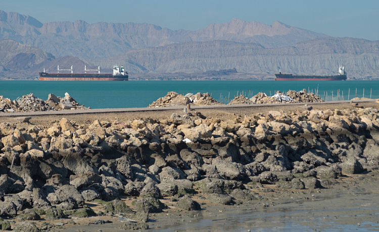 伊朗否认向霍尔木兹海峡过往船只收取高额费用