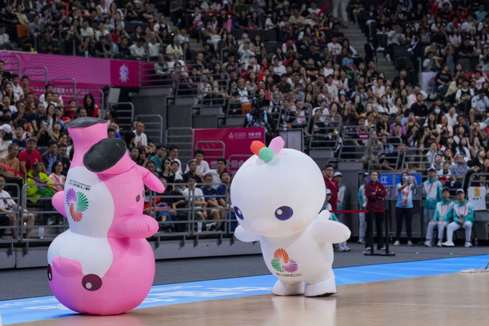 全运会丨萌翻全场的吉祥物，是这样倒立出圈的！