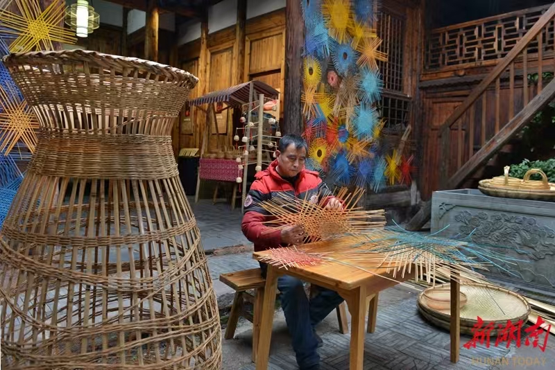 湖南非遗文创显匠心