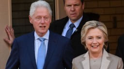 克林顿夫妇要求就爱泼斯坦案公开作证