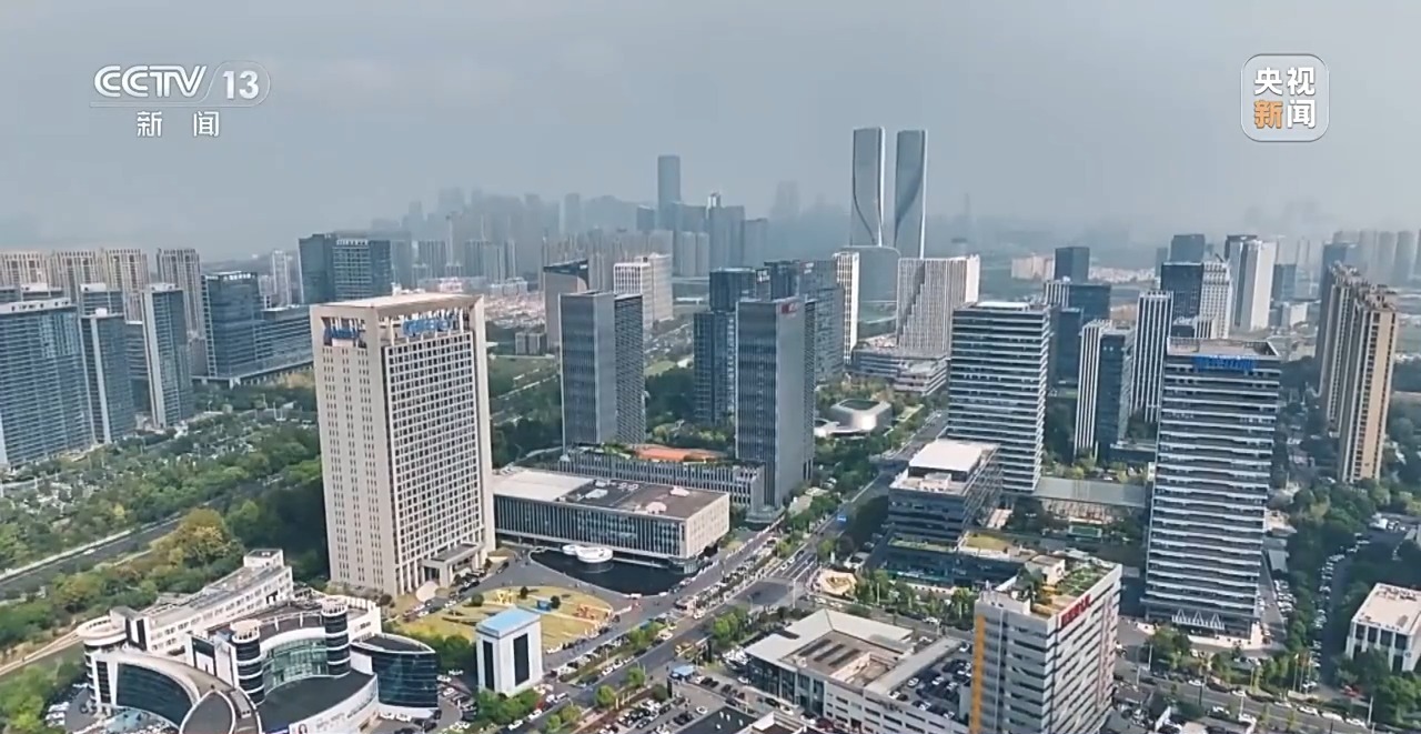 从买商品到买服务 提振消费有哪些新的做法和思路？