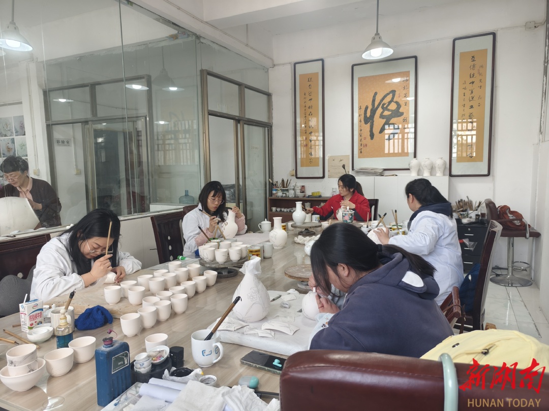 “薄施淡染”为何能走进国家博物馆