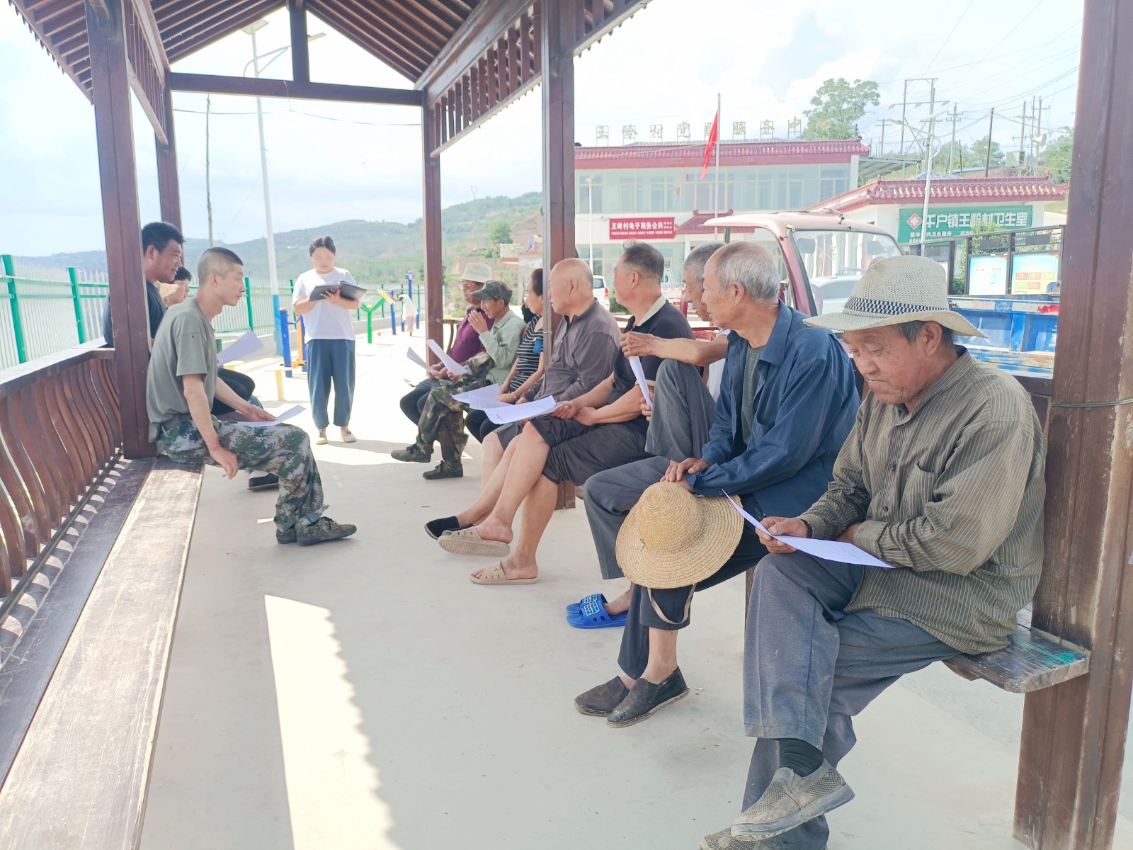 天水市千户镇王岭村：党建引领聚合力 村规民约树新风_fororder_(3)bc5981ab8c484e9fae1bbf5af57569ad