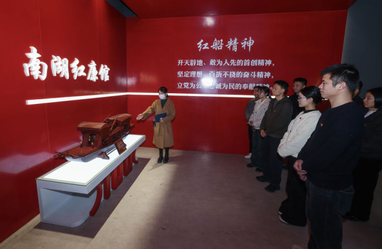 习近平总书记同人大代表、政协委员共商国是纪实_fororder_10