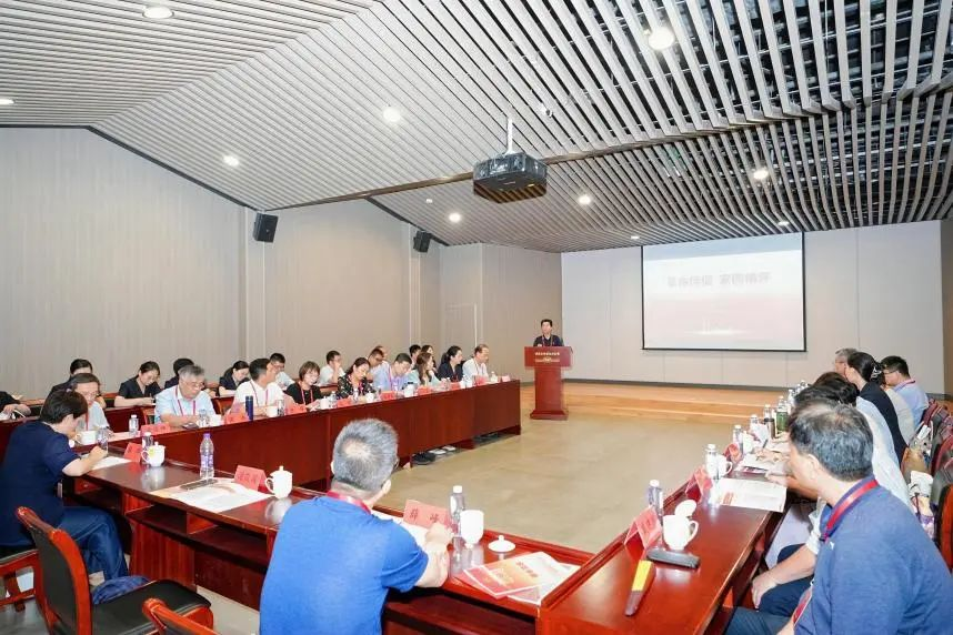 “革命伴侣 家国情怀——周恩来 邓颖超结婚100周年”学术研讨会在天津举办_fororder_图片9