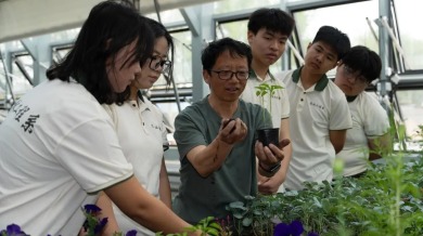 【走一线·改文风】从课堂内外到劳动一线的闭环——扎兰屯职业学院打造产教融合新样板