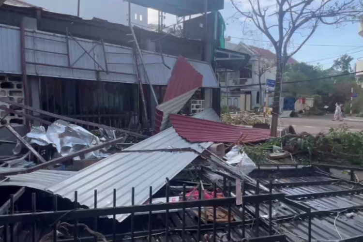 越南近期洪水与山体滑坡已致40人死亡