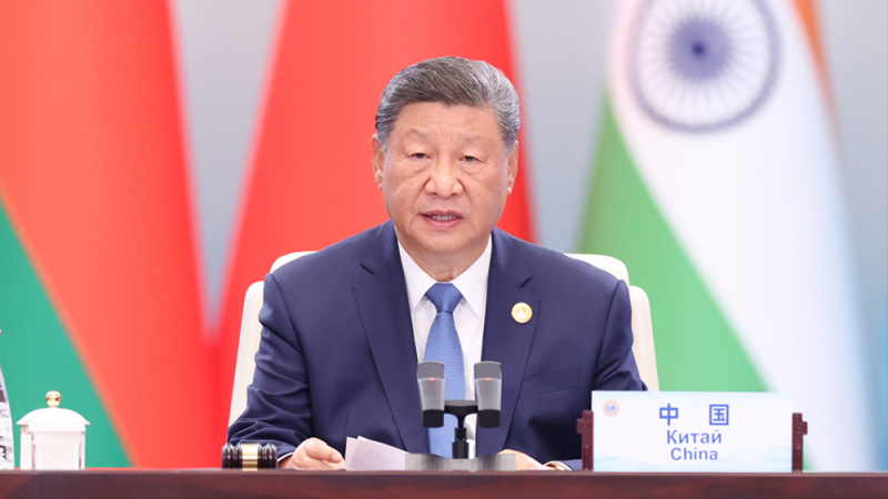 全球治理倡议推动构建更加公正合理的全球治理体系_fororder_时政红底1(1)