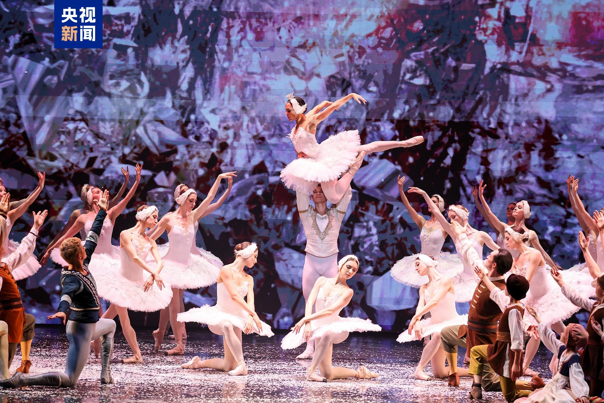 跟着习主席看世界丨在这“梨花开遍了天涯”的季节 去“三好”邻邦家做客