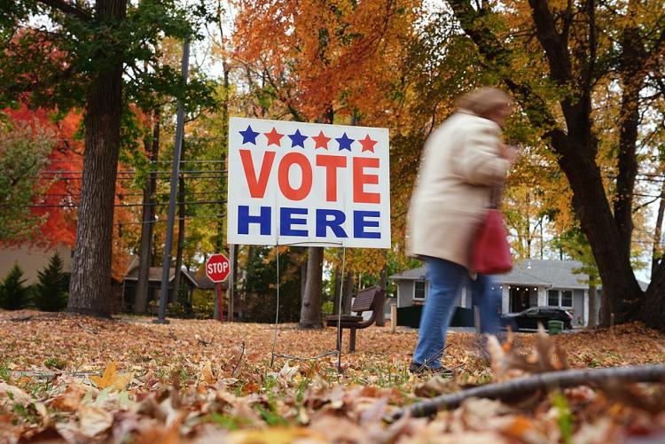 美法官裁定总统不能要求选民在投票前出示公民身份证明