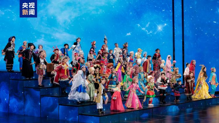 “家”的舞台！中央广播电视总台《2026年春节联欢晚会》完成第二次彩排