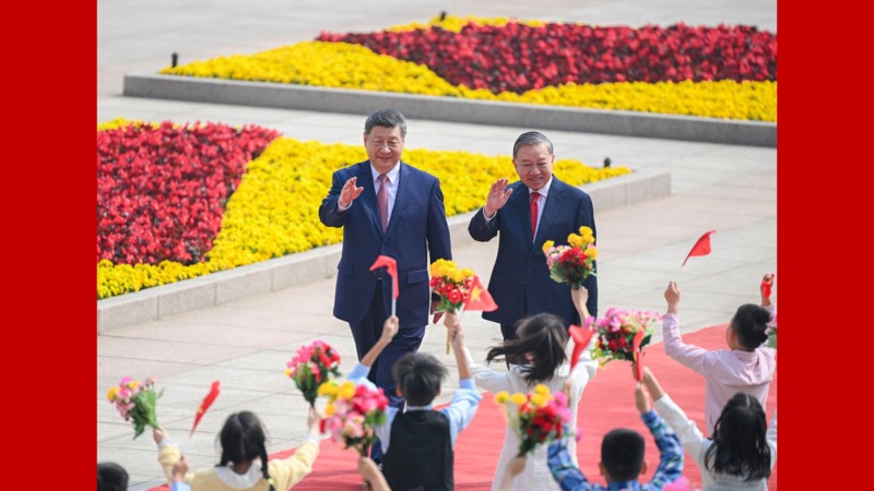 习近平：中越要同心协力 携手同行现代化道路