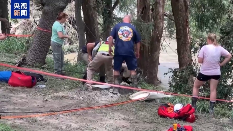 美得州洪灾已造成至少120人死亡 失踪者救援希望渺茫