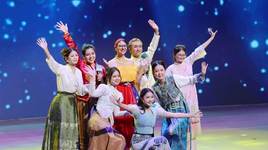 2025 “China’s Development: An Opportunity for a Colorful World” International Exchange Week Kicks Off in Zunyi_fororder_图片19