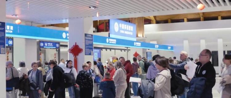 旅游市场热度高 入境消费潜力大——2026春节假期消费市场新观察