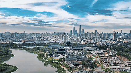 民营经济谱新篇｜以“稳”提质促外贸 民企跑出“加速度”