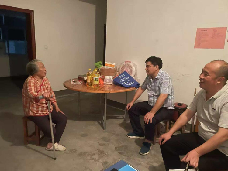 湖南桂东县“三办”服务模式暖民心 群众告别“两头跑”_fororder_图片8