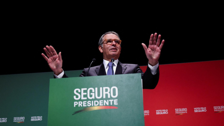 葡萄牙新总统塞古罗宣誓就职