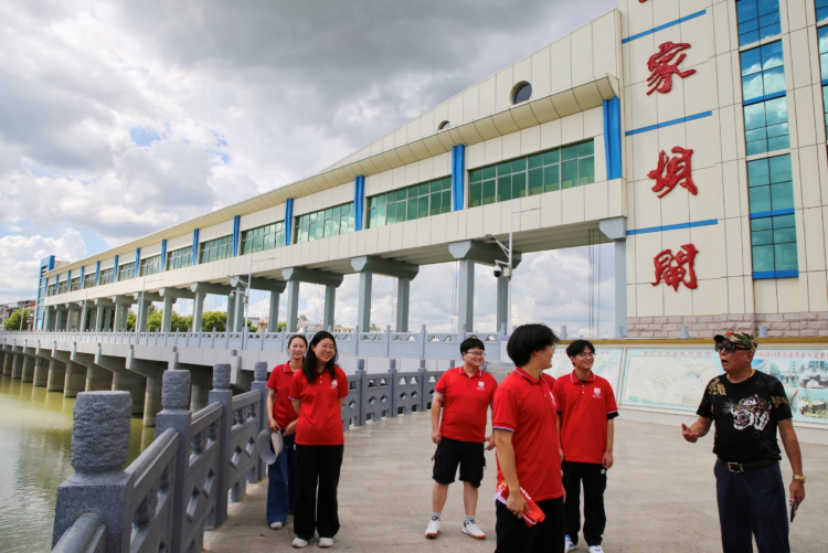 滁州学院师生赴蒙洼探寻新时代王家坝精神