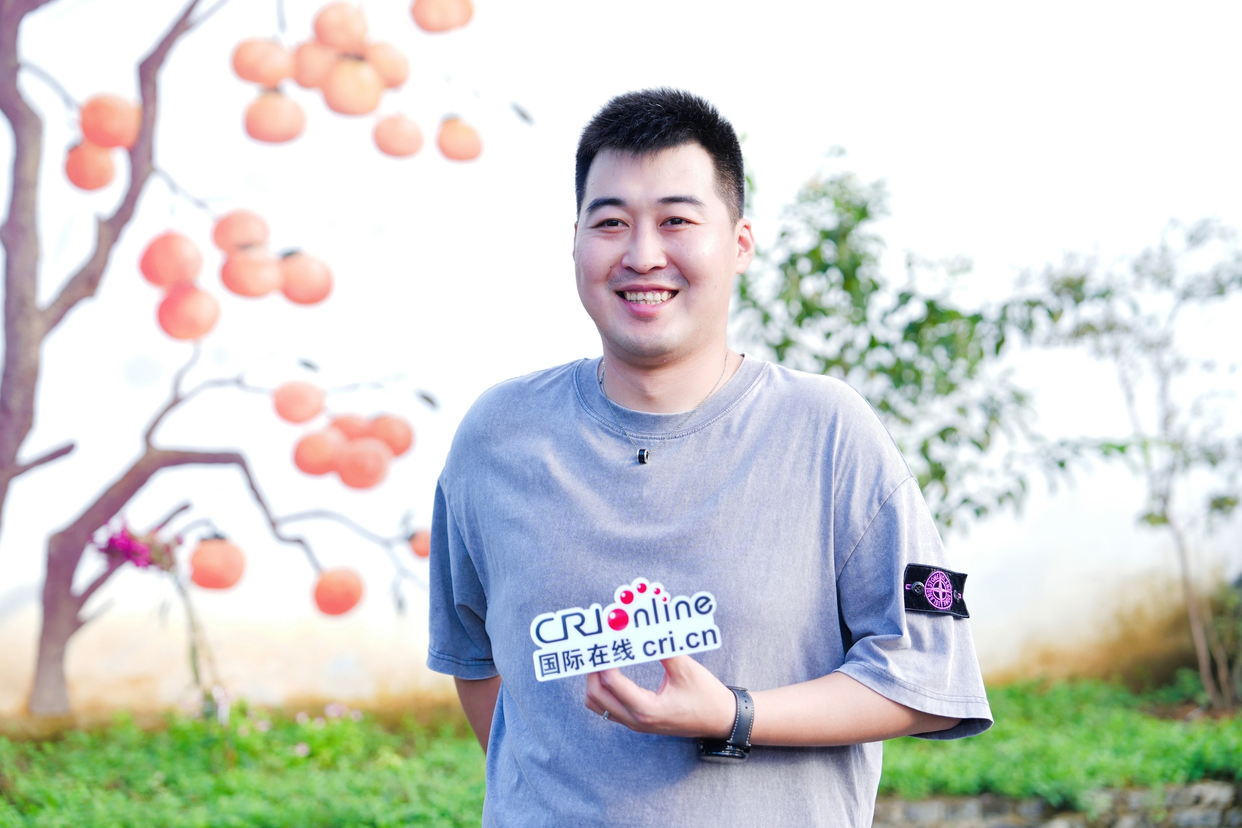 "Daka China 2024"-Comience la historia de un grano de arroz, los influencers extranjeros escuchan sobre años de cosecha abundante en el aroma del arroz