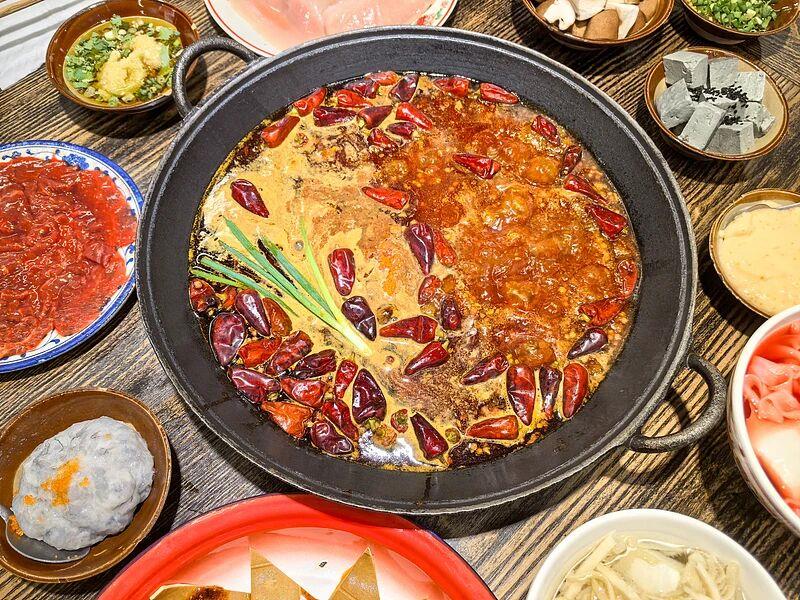 跟随影视作品，到成都的街道走一走