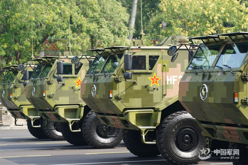 我在阅兵现场｜近距离感受钢铁洪流的中国力量_fororder_12