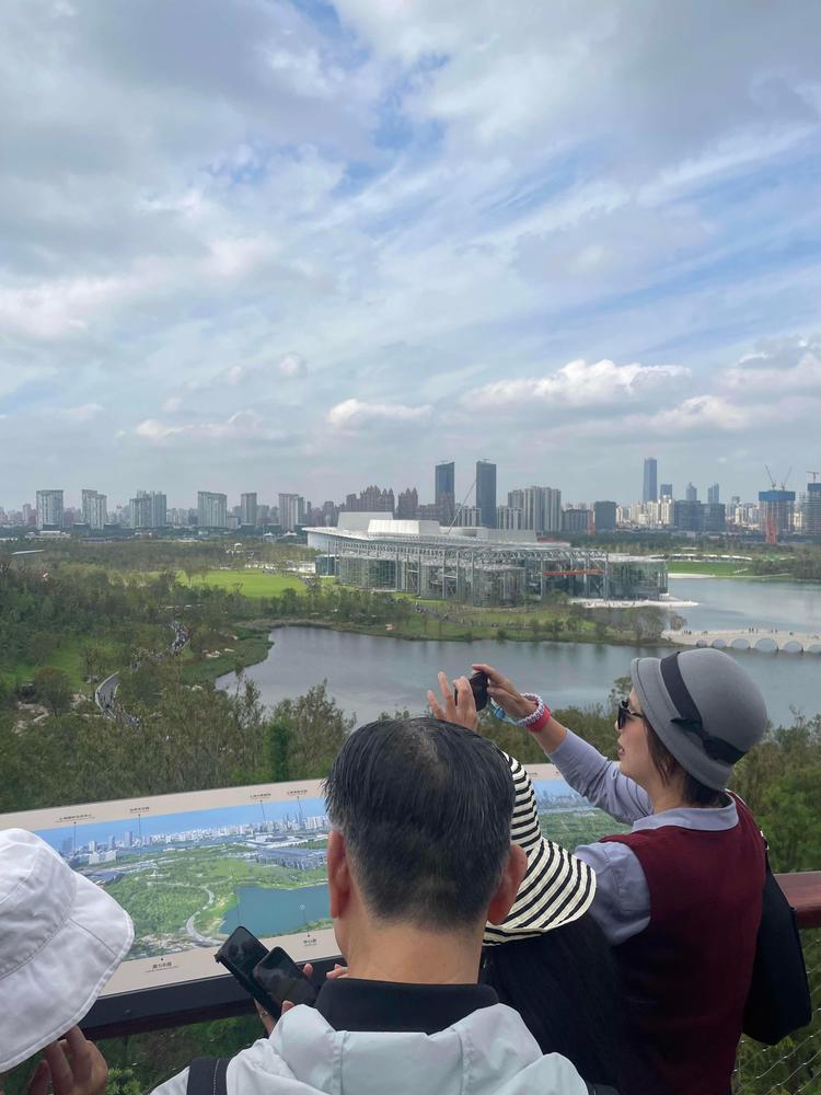 我们的人民城市|“双子山”散发别样魅力,上博东馆尽显“博物馆热”