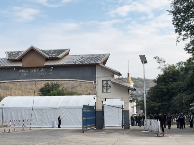 视频丨泰柬两国防长会见 开始举行停火谈判