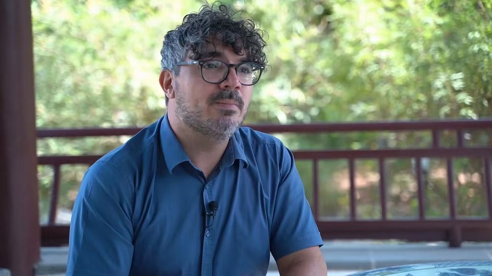 资讯有故事|马耳他汉学家从《论语》感受东方智慧 认为中国文化的包容性面向未来