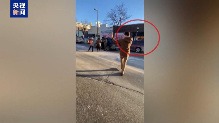 视频丨两条人命激化对立 移民执法行动再度撕裂美国