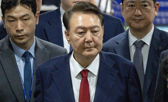 韩国法院签发逮捕令 尹锡悦再度被拘留