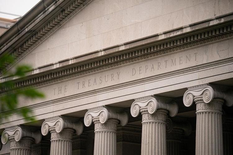 美国禁止本国个人或实体向伊朗缴纳霍尔木兹海峡通行费
