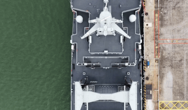 我国自主研发建造 海军最新型综合补给舰多维度升级