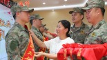 【央视快评】共同续写爱我人民爱我军的时代新篇