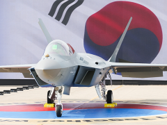 深追踪丨韩国“隐身”战机KF-21量产  离五代机差的不只是一个弹舱