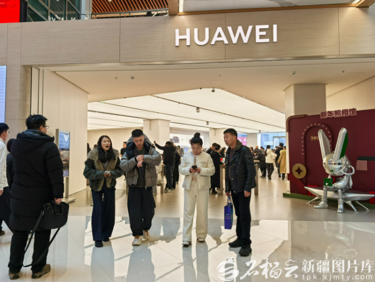 天山观察丨购销两旺背后的“稳”与“活” ——新疆春节消费市场分析