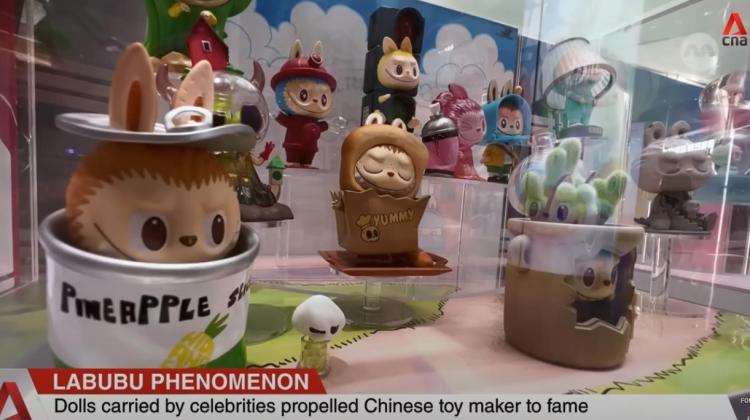 全球媒体聚焦丨中国这款潮玩火遍全球 外媒分析它为啥让人如此“上头”