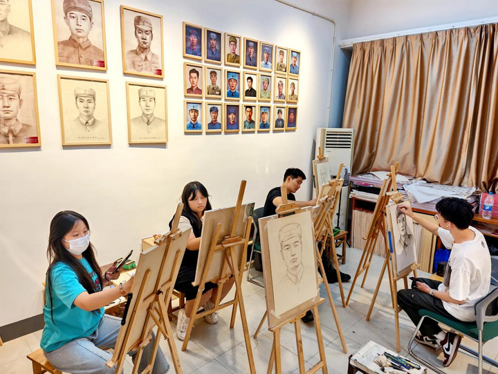 青春华章丨跨越74年的“重逢”，82岁的弟弟再次见到了24岁的烈士哥哥