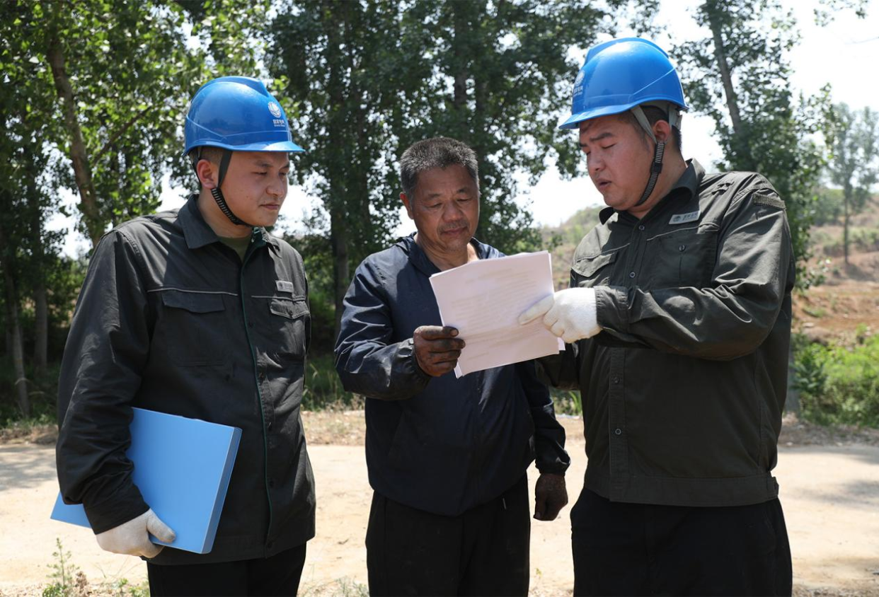 Nanyang, Henan: Manual and Technical Measures Safeguard Power Grid During Flood Season_fororder_图片2