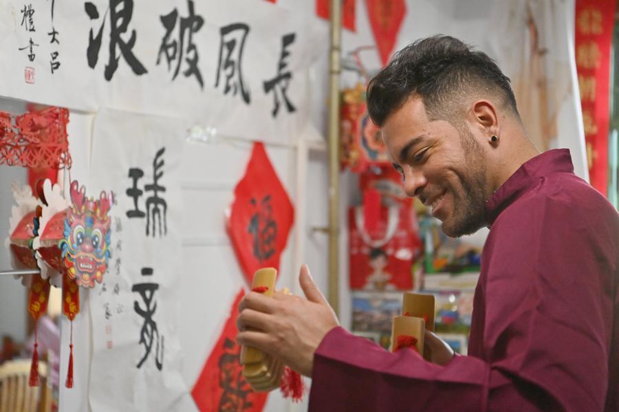 “老外”在中国｜西语外教的相声情缘