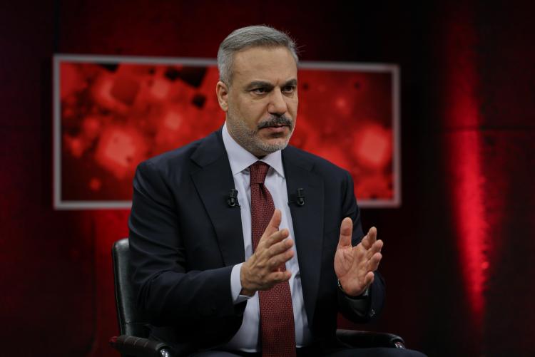 土耳其外长：美伊之间既在“真诚谈判”也在“拖延时间”