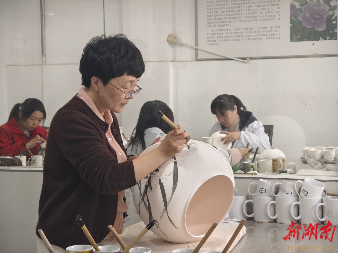 “薄施淡染”为何能走进国家博物馆