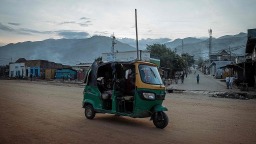 刚果（金）反政府武装开始从东部重镇乌维拉撤出