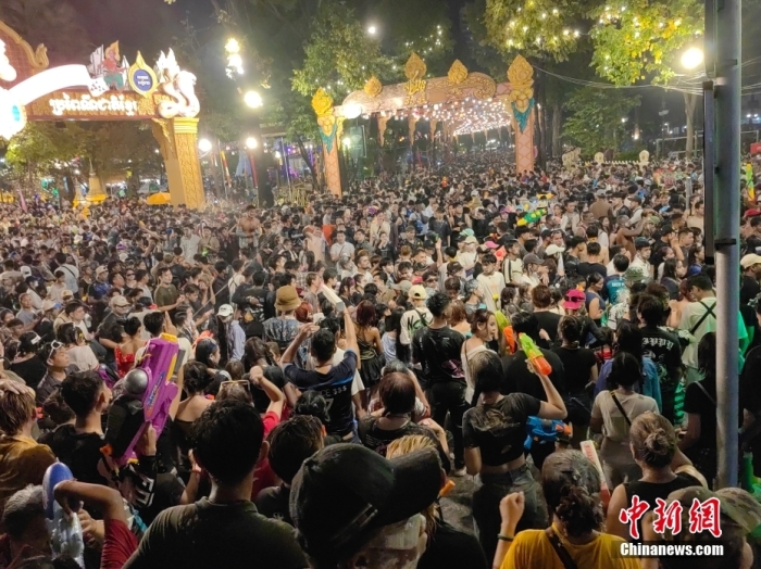 中柬关系定位提升 “铁杆”成色更足